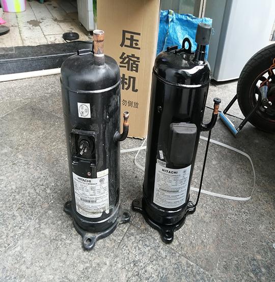 自流井中央空调压缩机的更换维修